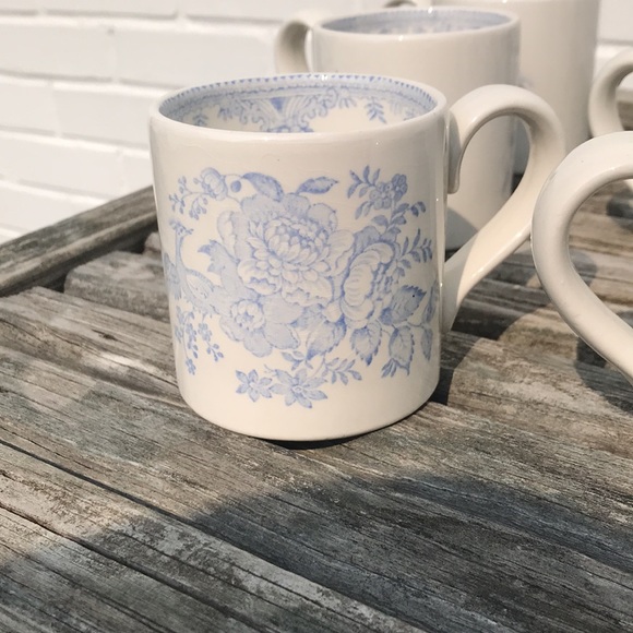 Dropping soon set of 8 mugs cups china - Picture 7 of 7